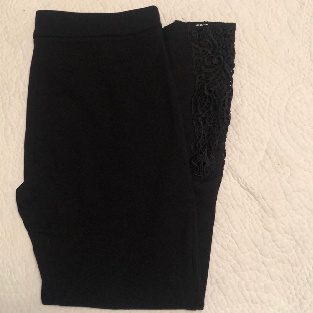 Ann Taylor lace bottom leggings